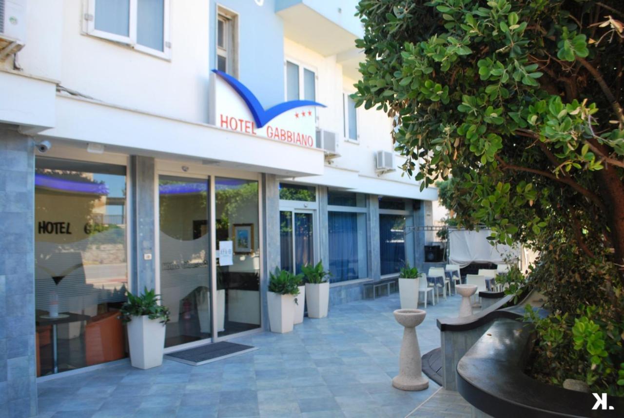 Hotel Gabbiano Mola di Bari Dış mekan fotoğraf