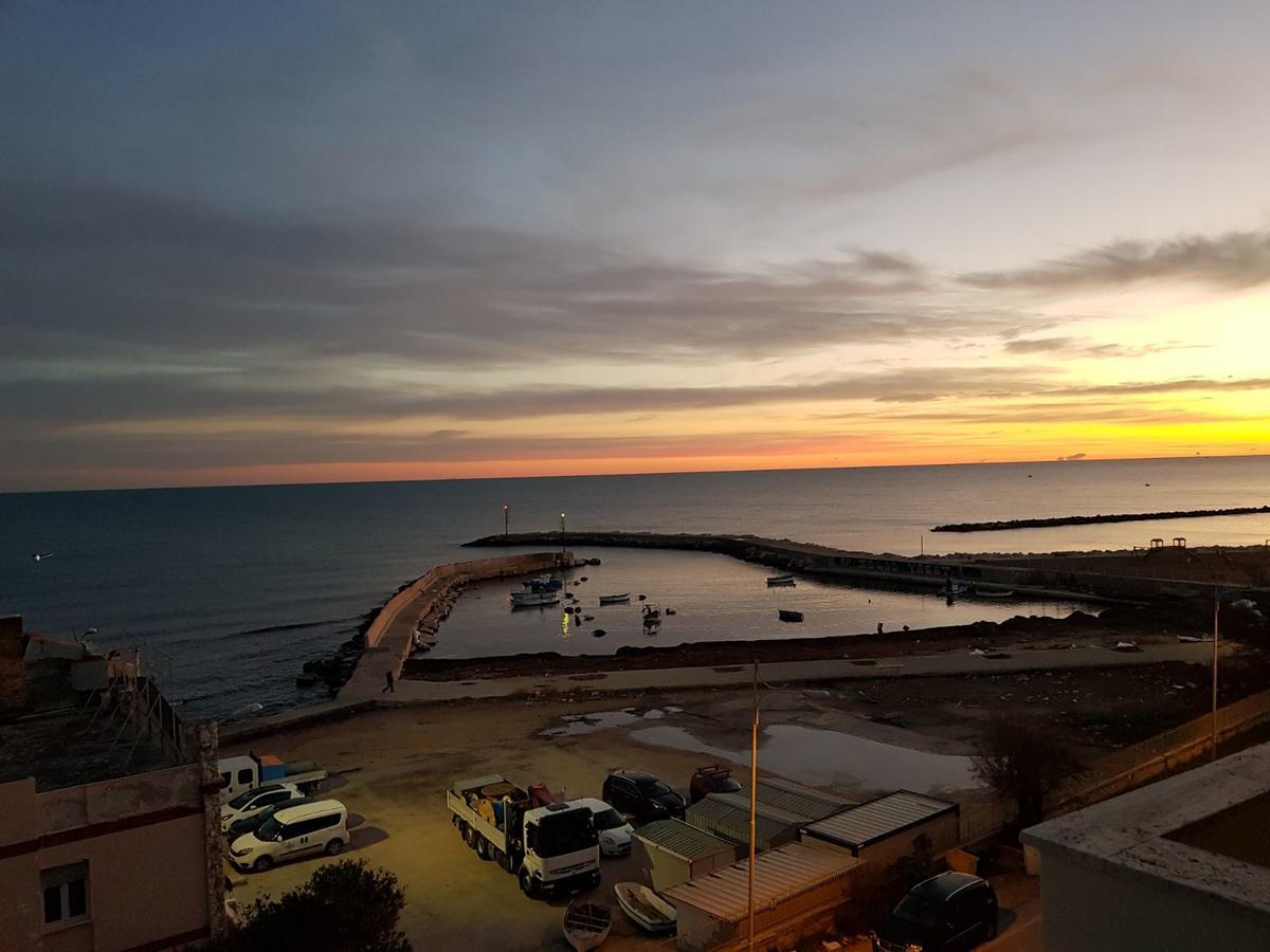 Hotel Gabbiano Mola di Bari Dış mekan fotoğraf